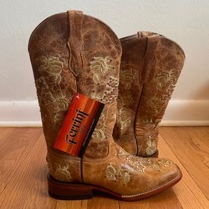 Ferrini Italian Leather Cowboy Boots Floral Cross